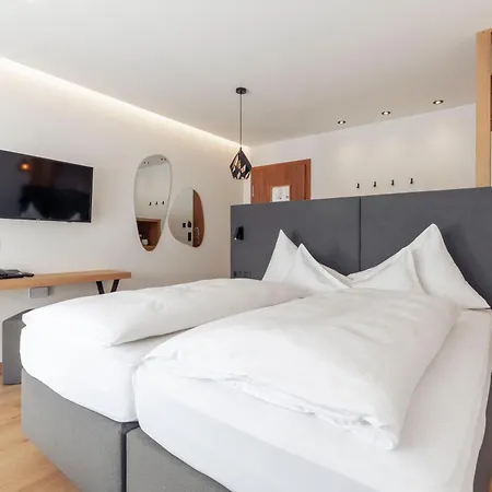 Hotel Mondin 4*