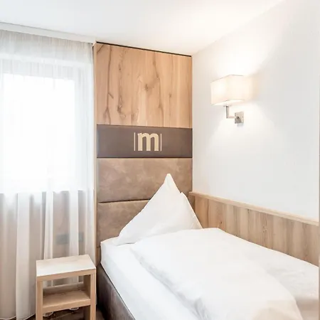 Mondin Hotell